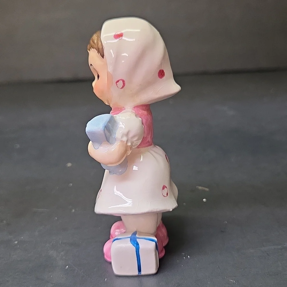 VTG‎ JAPAN UCAGCO 1950s Ceramic Figurine Girls